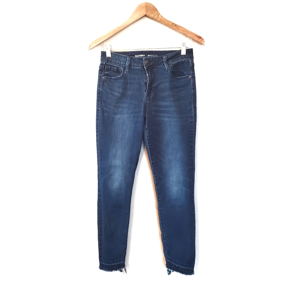 Mid-Rise Rockstar Super Skinny Raw-Edge Ankle Jean